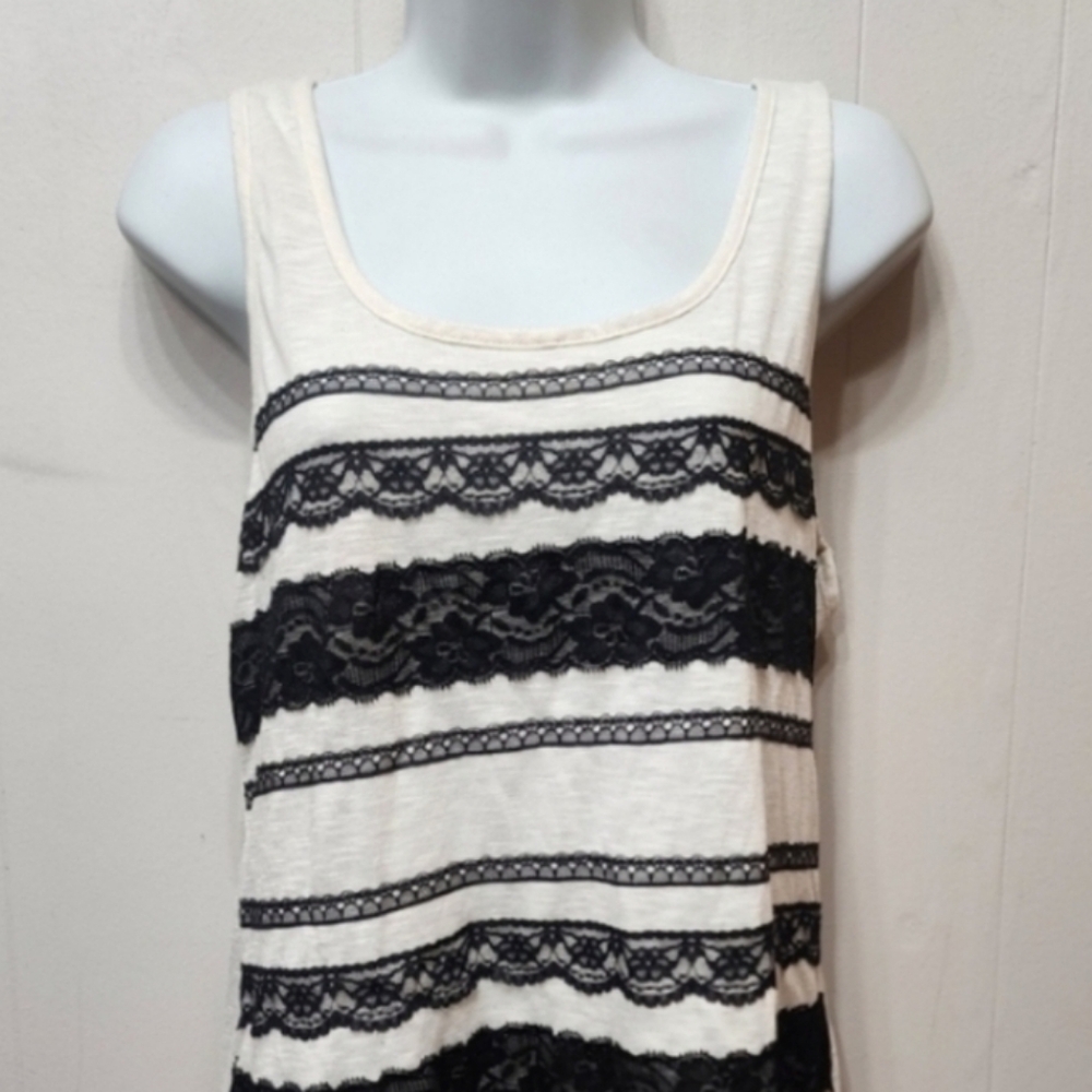 Tempted Tank Top XL Lace Trim Black Off White Racerback Casual Summer C236